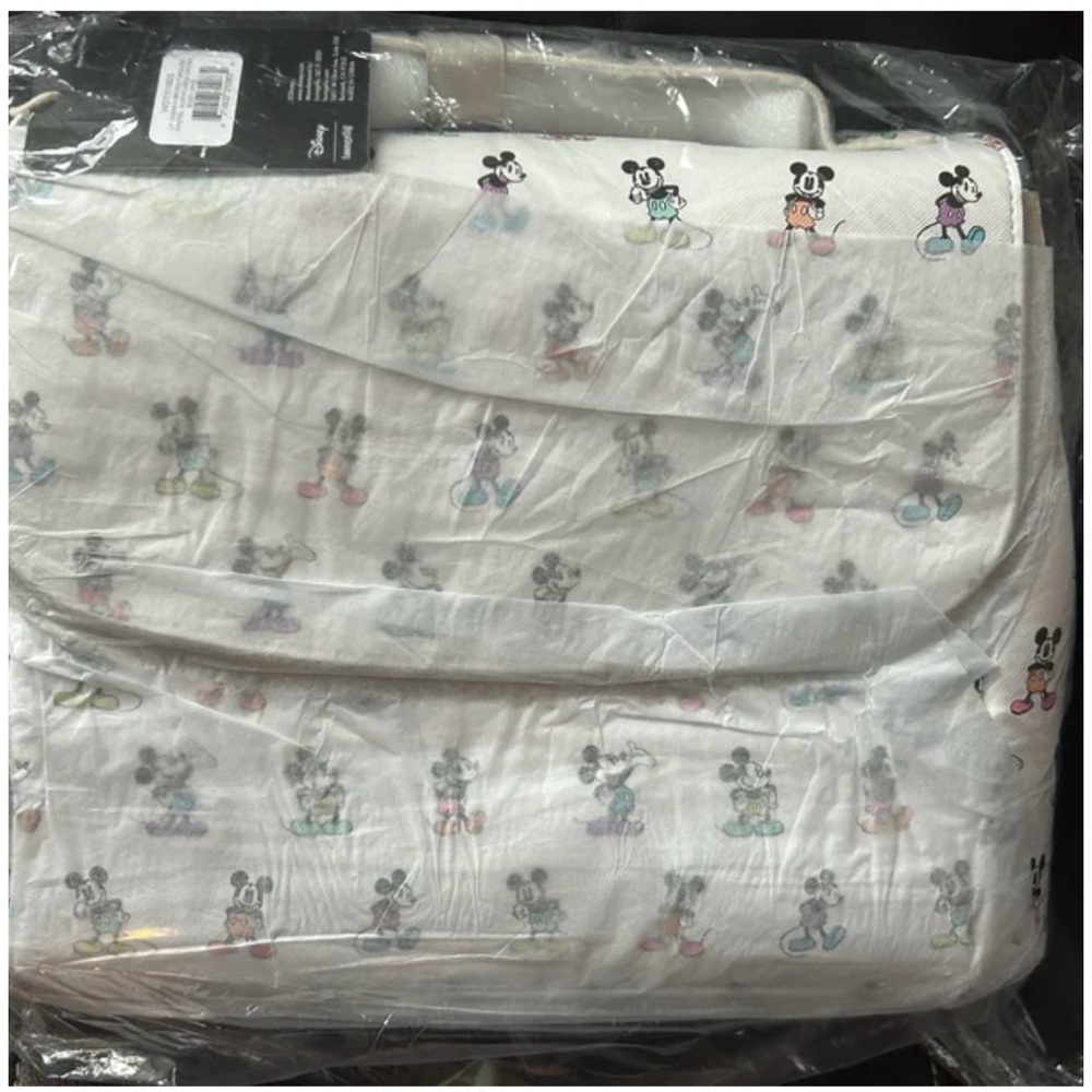 Loungefly Mickey Pastel crossbody